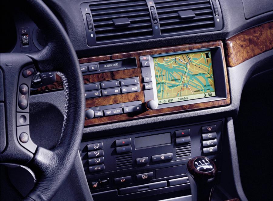  BMW 5-Series Touring 1997 года  (фото 9 из 25)